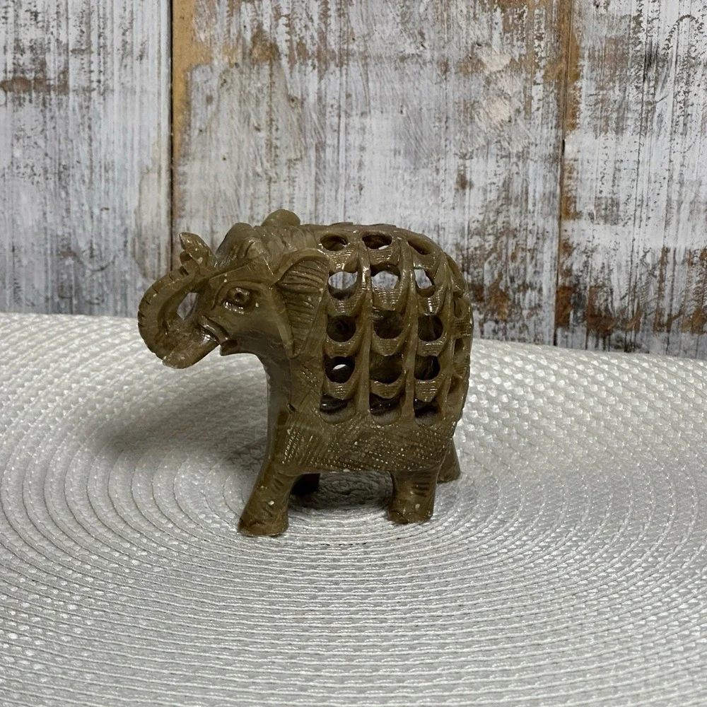 Vintage Hand Carve Soapstone, Mother with Baby Elephant Inside‎ Figurine